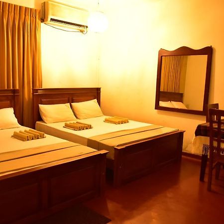 Yoho Mount Waves Colombo Exterior foto