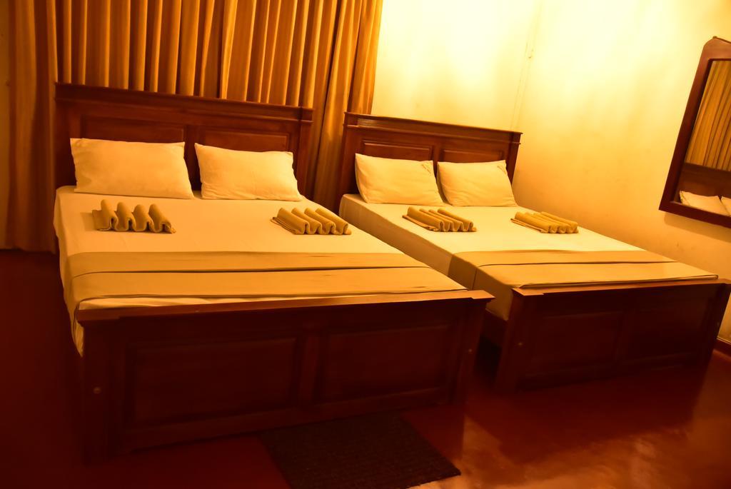 Yoho Mount Waves Colombo Exterior foto